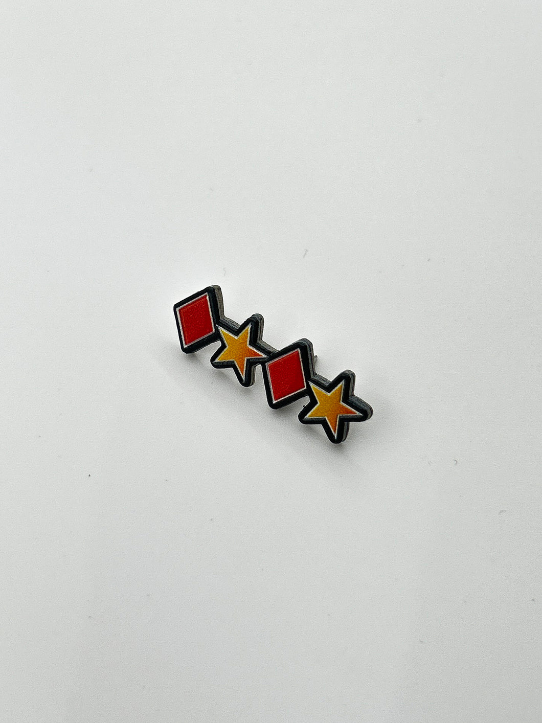 Pin Karo Zvezda